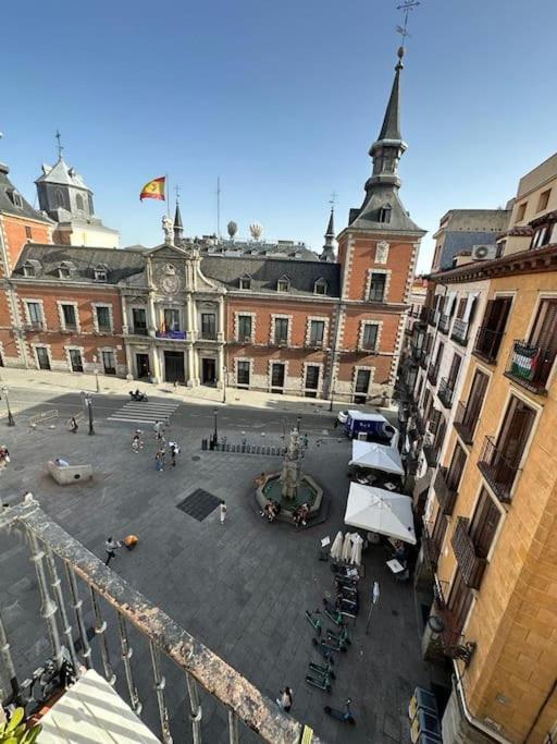 Economico Piso En Madrid Centro Apartment Exterior foto