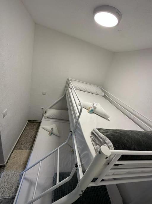 Economico Piso En Madrid Centro Apartment Exterior foto