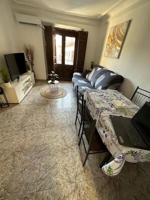 Economico Piso En Madrid Centro Apartment Exterior foto